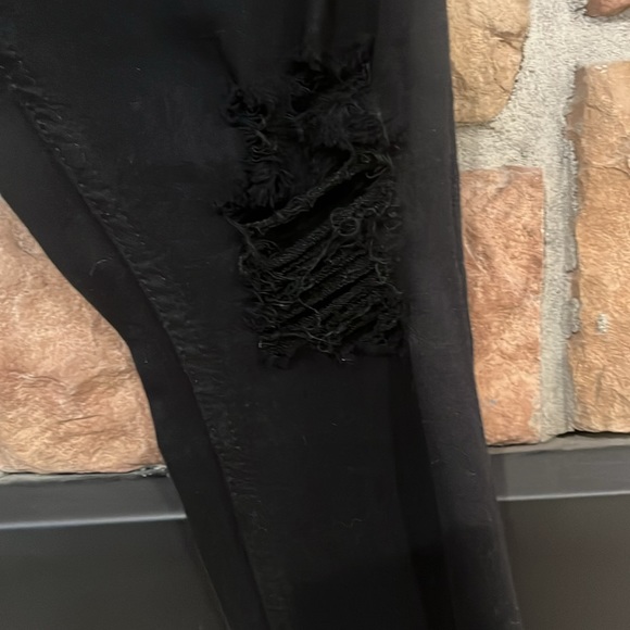 Women’s distressed jeans - Picture 5 of 10